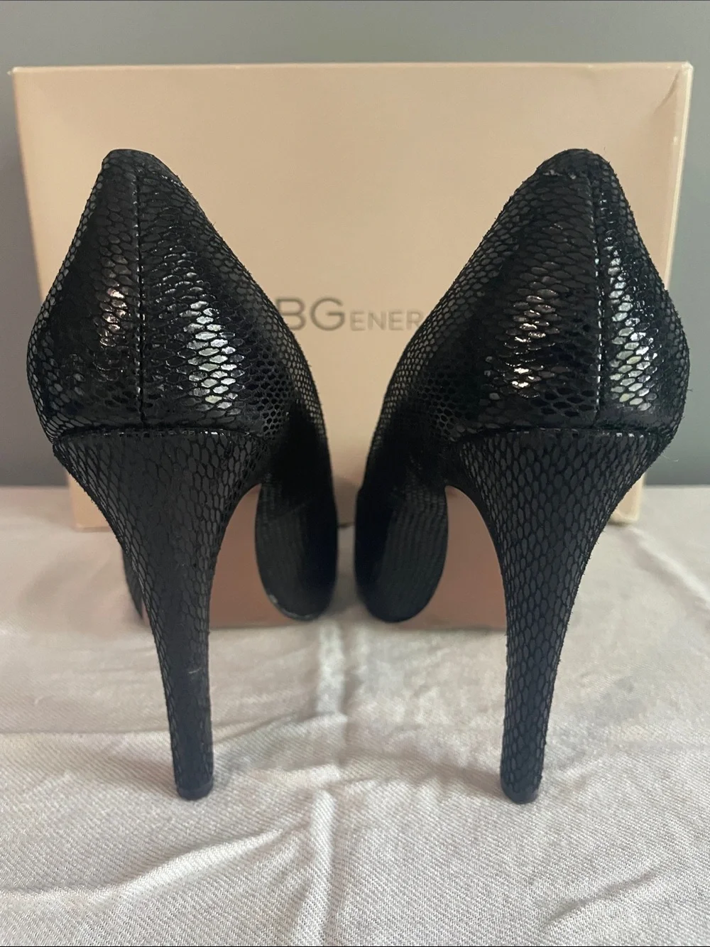 BCBG Black Textured Platform Stiletto Pumps - Picture 7 of 8